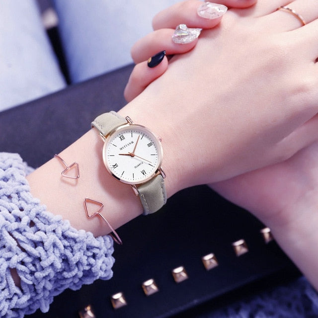 2019 Luxury Brand Women's Watch Simple Style Leather Band Quartz Watch Fashion Wristwatch Ladies Watches Clock For Women